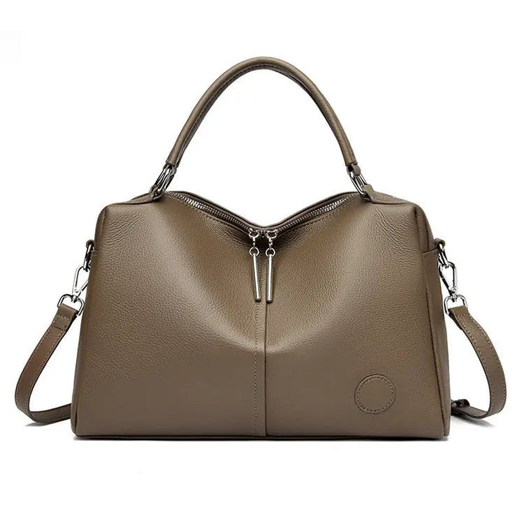 A Spacious And Sophisticated Handbag