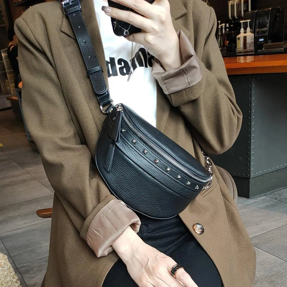 Dumpling crossbody Bag