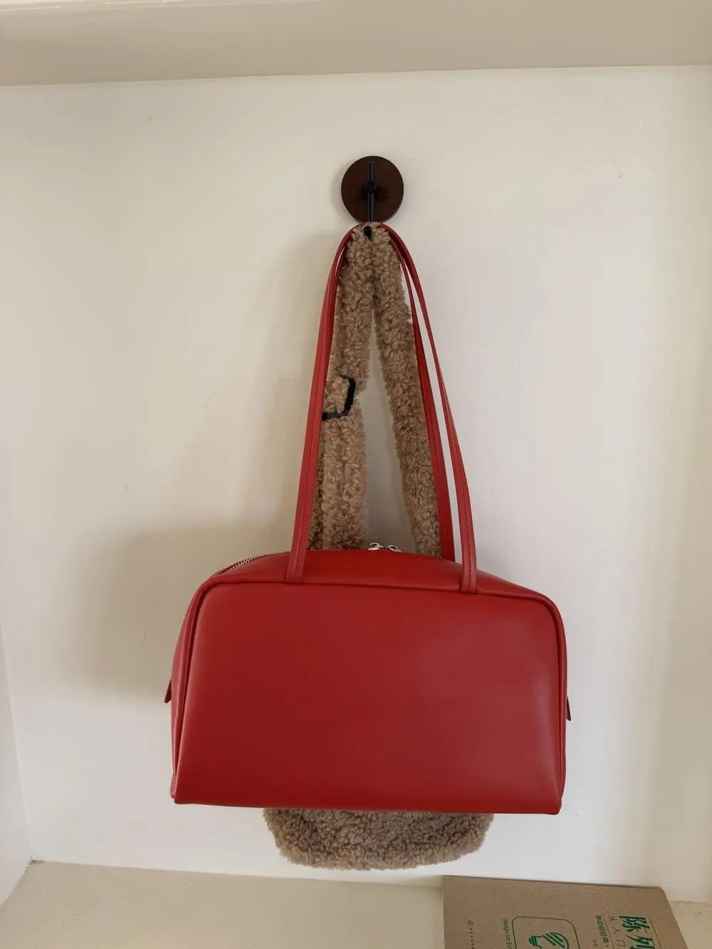 Versatile Commuter Large-capacity Cowhide Shoulder